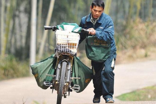 纯电动汽车半路没电_电动汽车半路上没电了怎么办_汽车半路没电